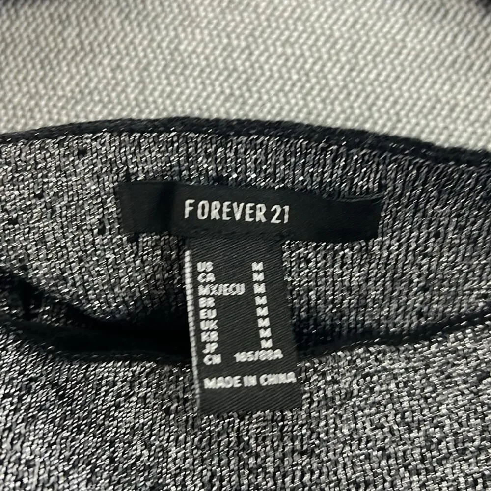 Forever 21 Cowl Neck Long Sleeve Cropped Silver Yarn Knit Sparkly Sweater Size M - Picture 3 of 8